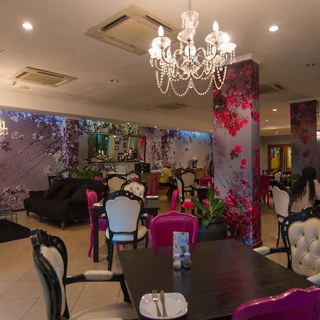 Sea Cliff Court Hotel & Luxury Apartments Dar es Salaam Zewnętrze zdjęcie