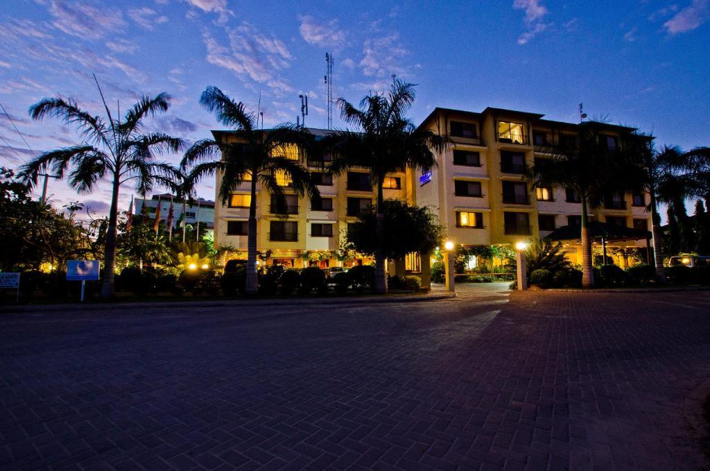 Sea Cliff Court Hotel & Luxury Apartments Dar es Salaam Zewnętrze zdjęcie