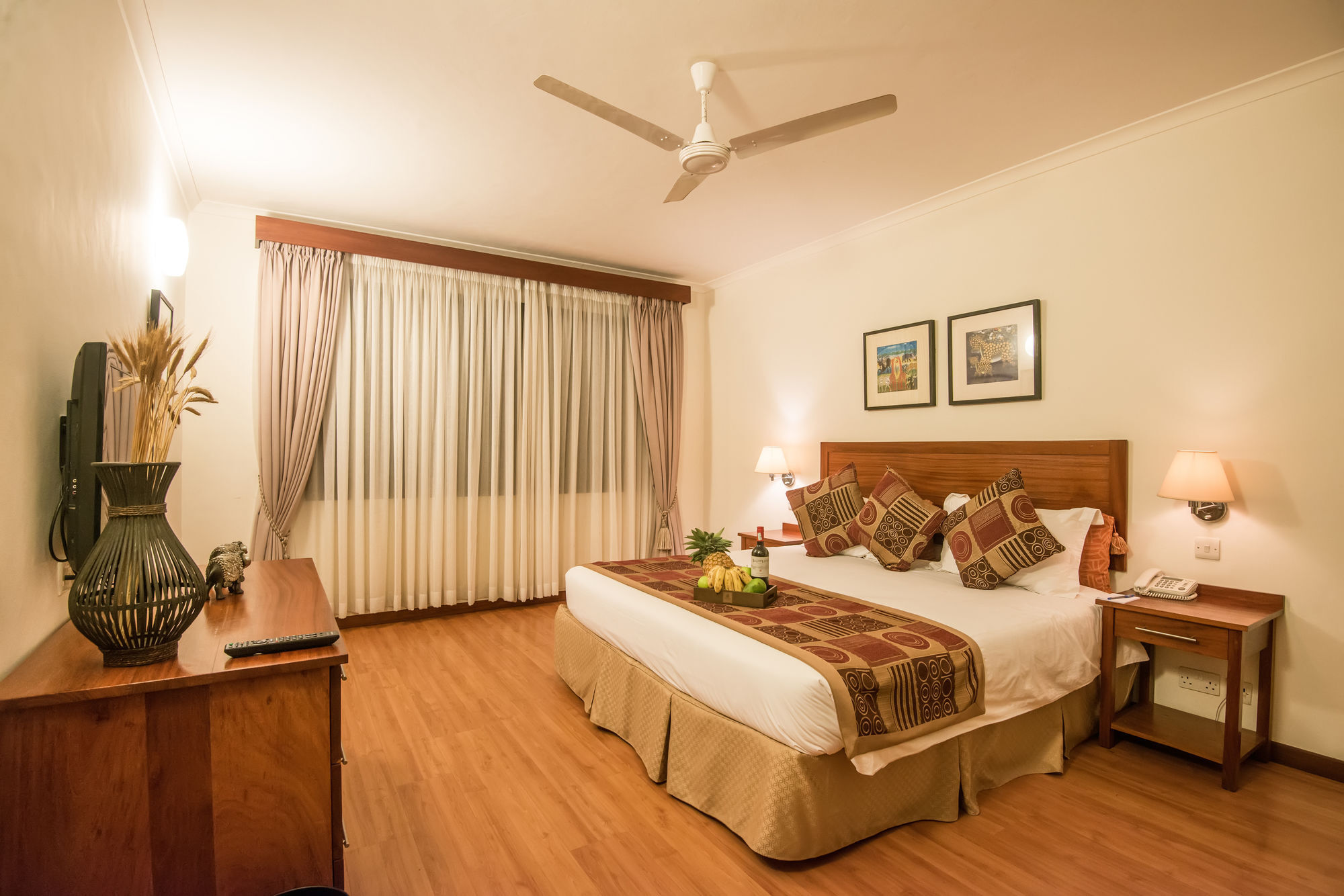 Sea Cliff Court Hotel & Luxury Apartments Dar es Salaam Zewnętrze zdjęcie