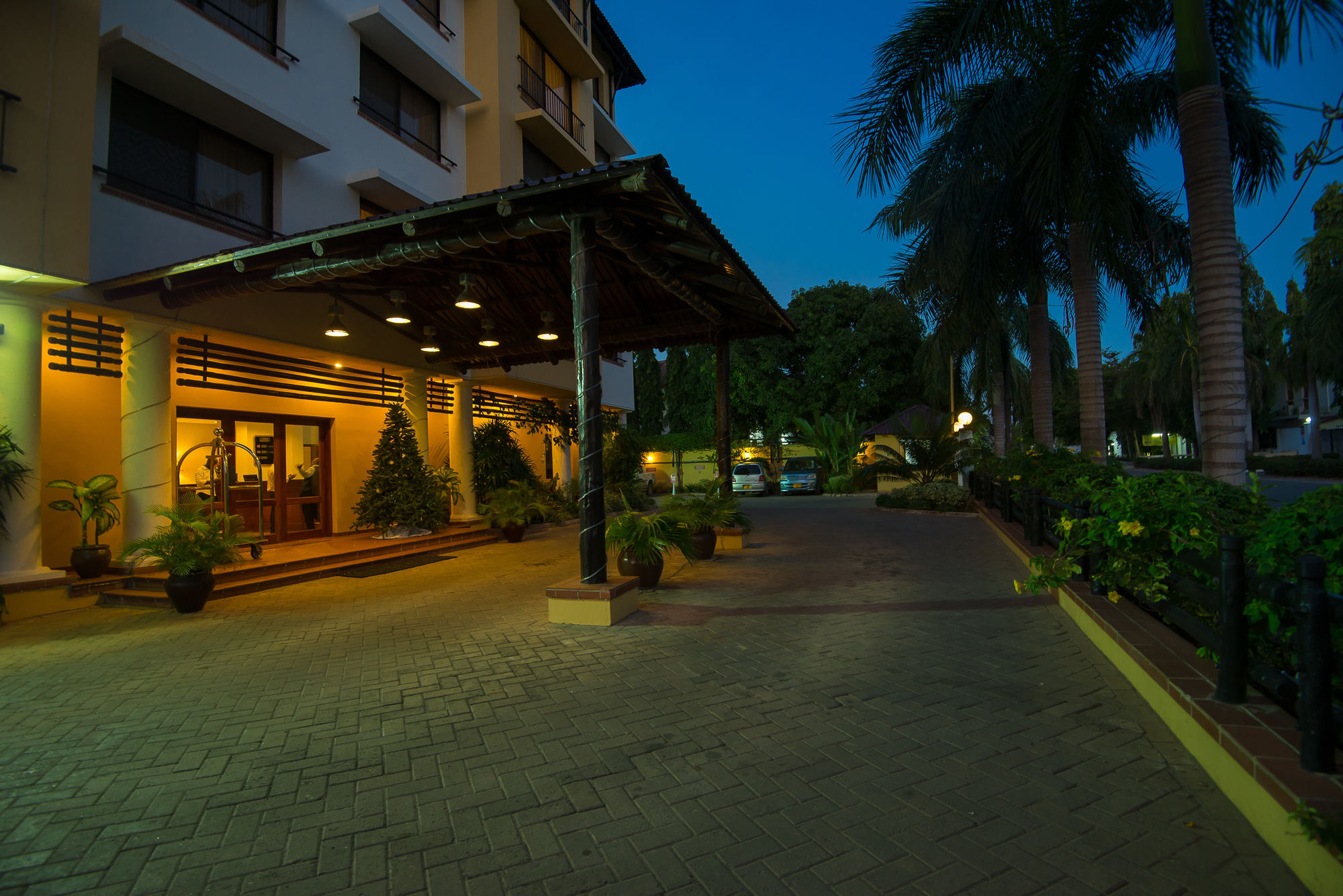 Sea Cliff Court Hotel & Luxury Apartments Dar es Salaam Zewnętrze zdjęcie