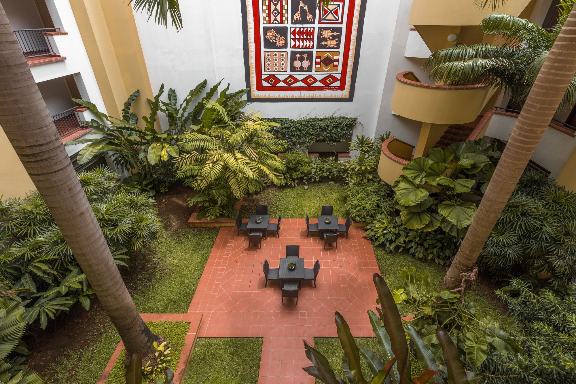 Sea Cliff Court Hotel & Luxury Apartments Dar es Salaam Zewnętrze zdjęcie
