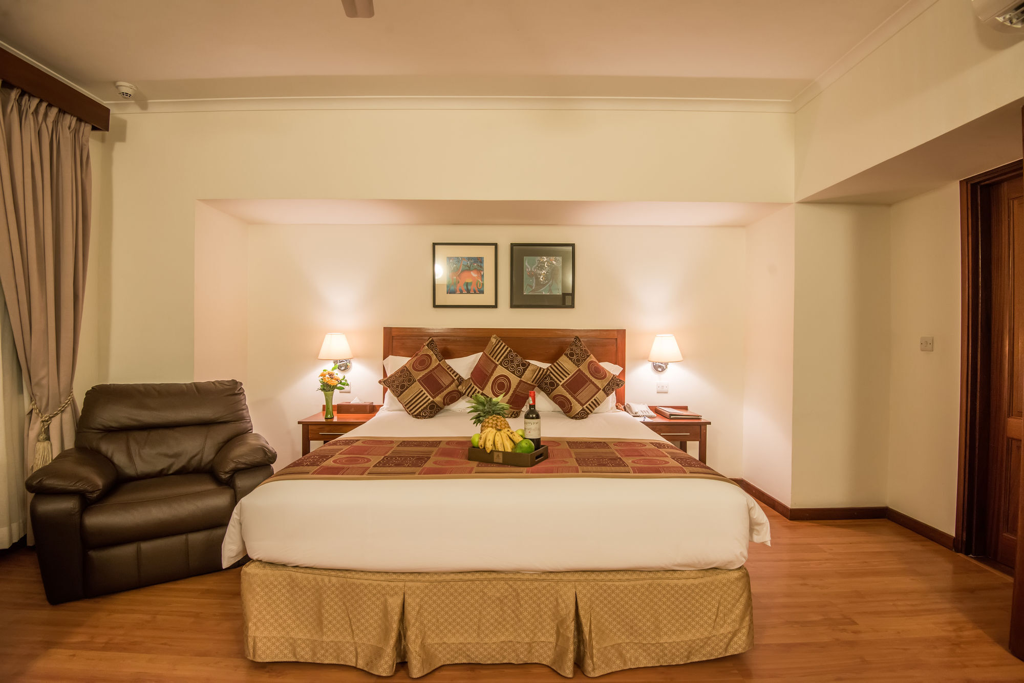Sea Cliff Court Hotel & Luxury Apartments Dar es Salaam Zewnętrze zdjęcie