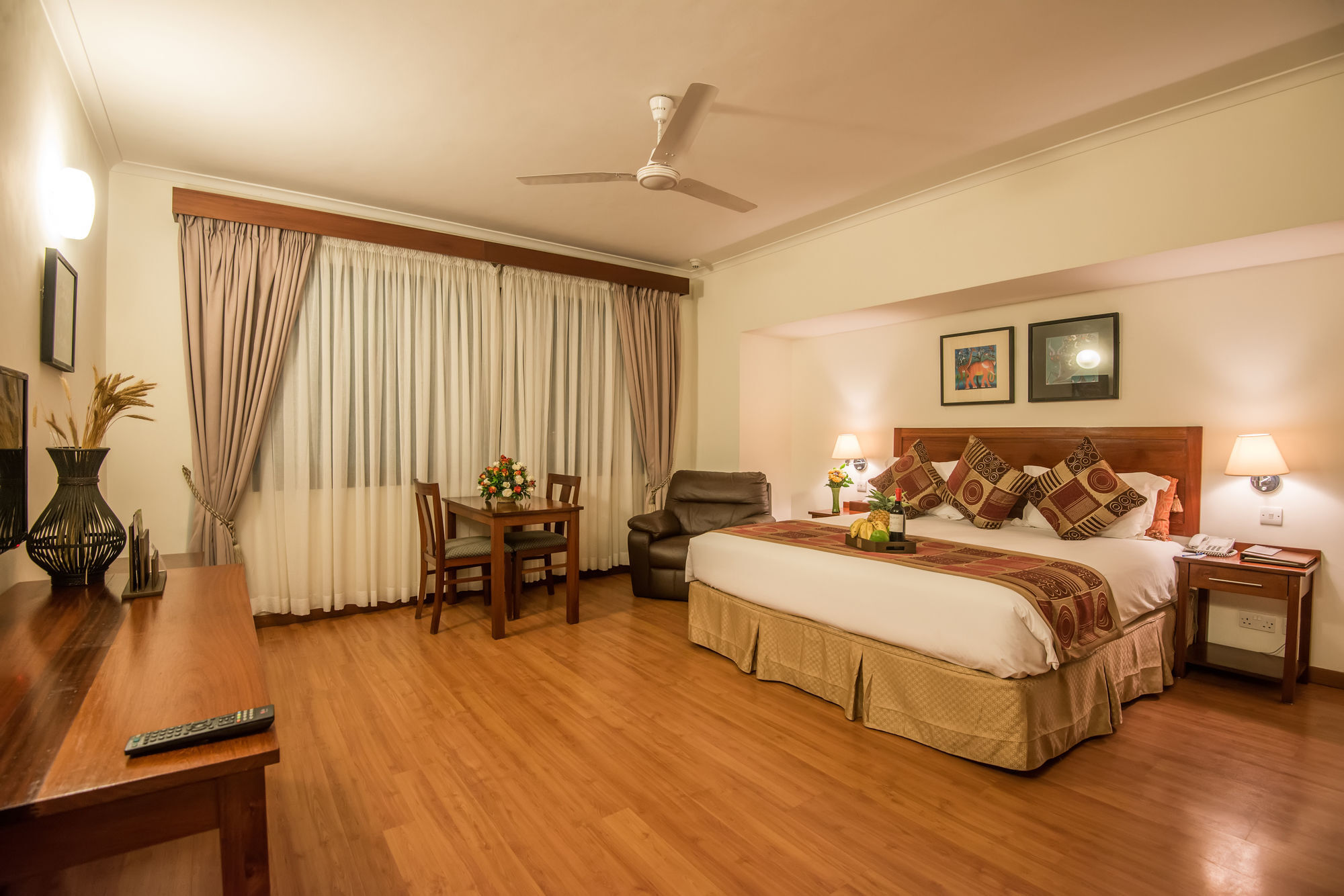 Sea Cliff Court Hotel & Luxury Apartments Dar es Salaam Zewnętrze zdjęcie