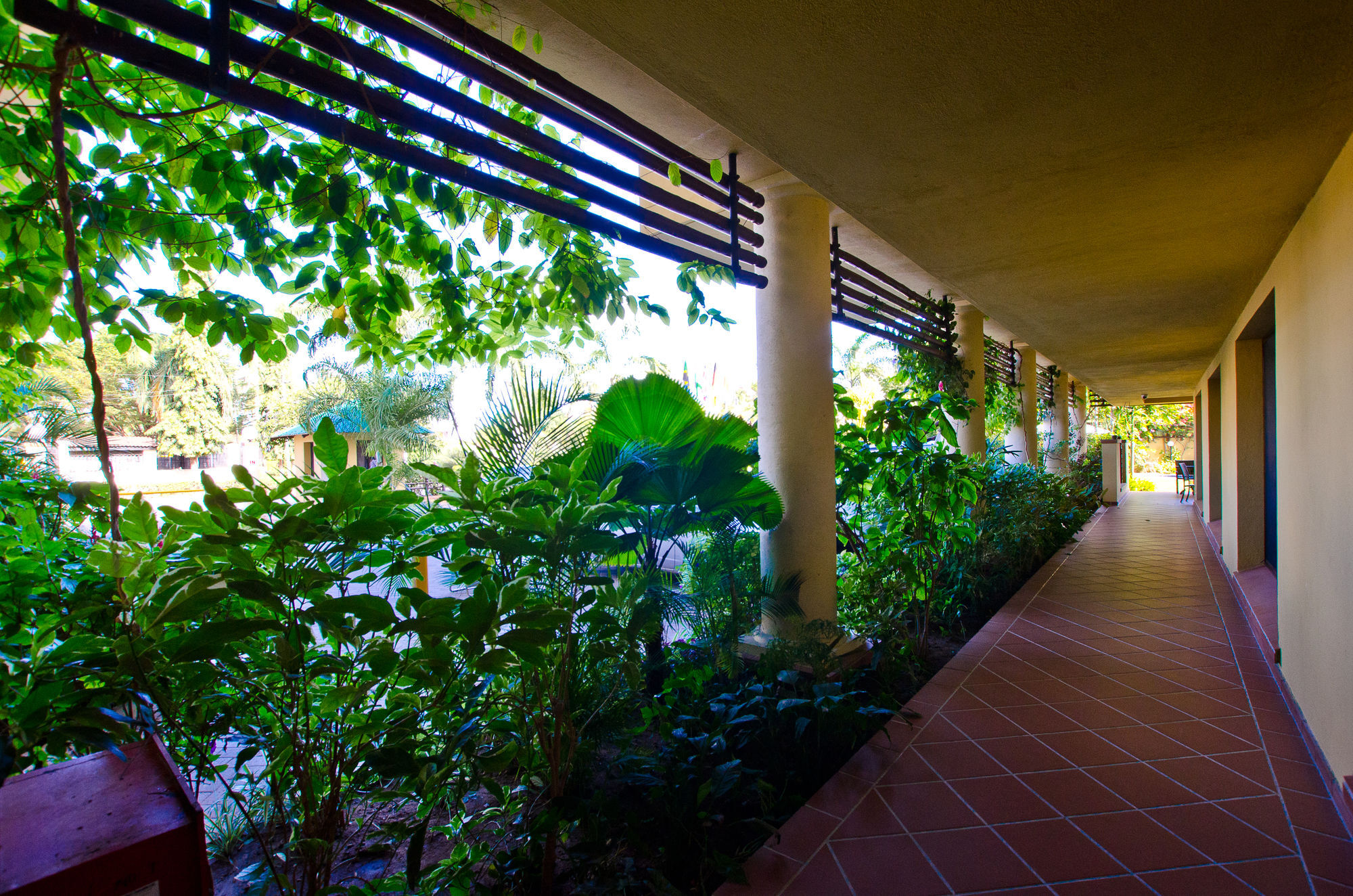 Sea Cliff Court Hotel & Luxury Apartments Dar es Salaam Zewnętrze zdjęcie